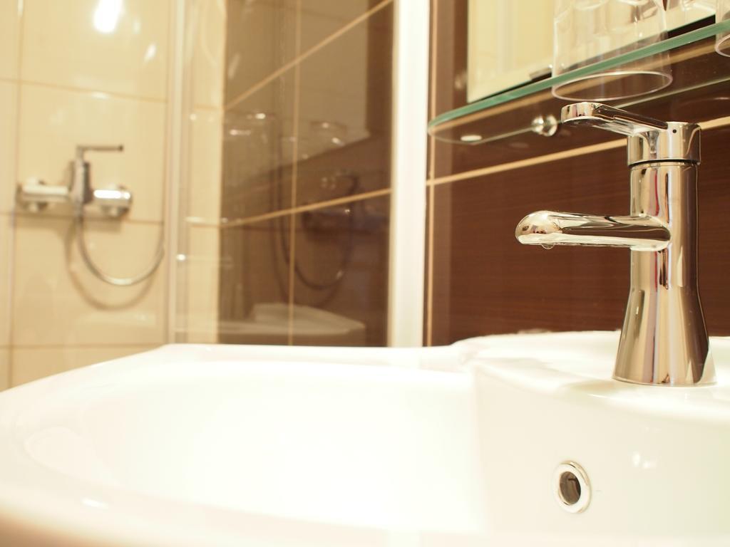 Budapest Suites ภายนอก รูปภาพ